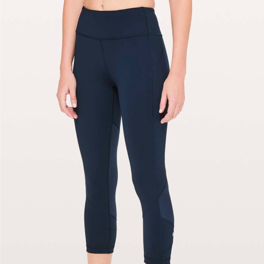 Lululemon Pace Rival Crop 22” - size 6